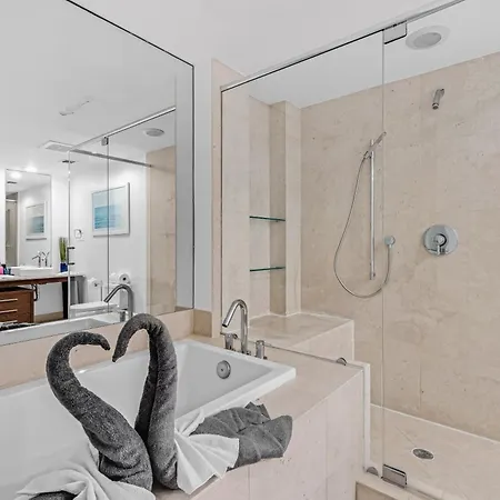 Luxurious Condo At Icon With Views Miami Exterior photo